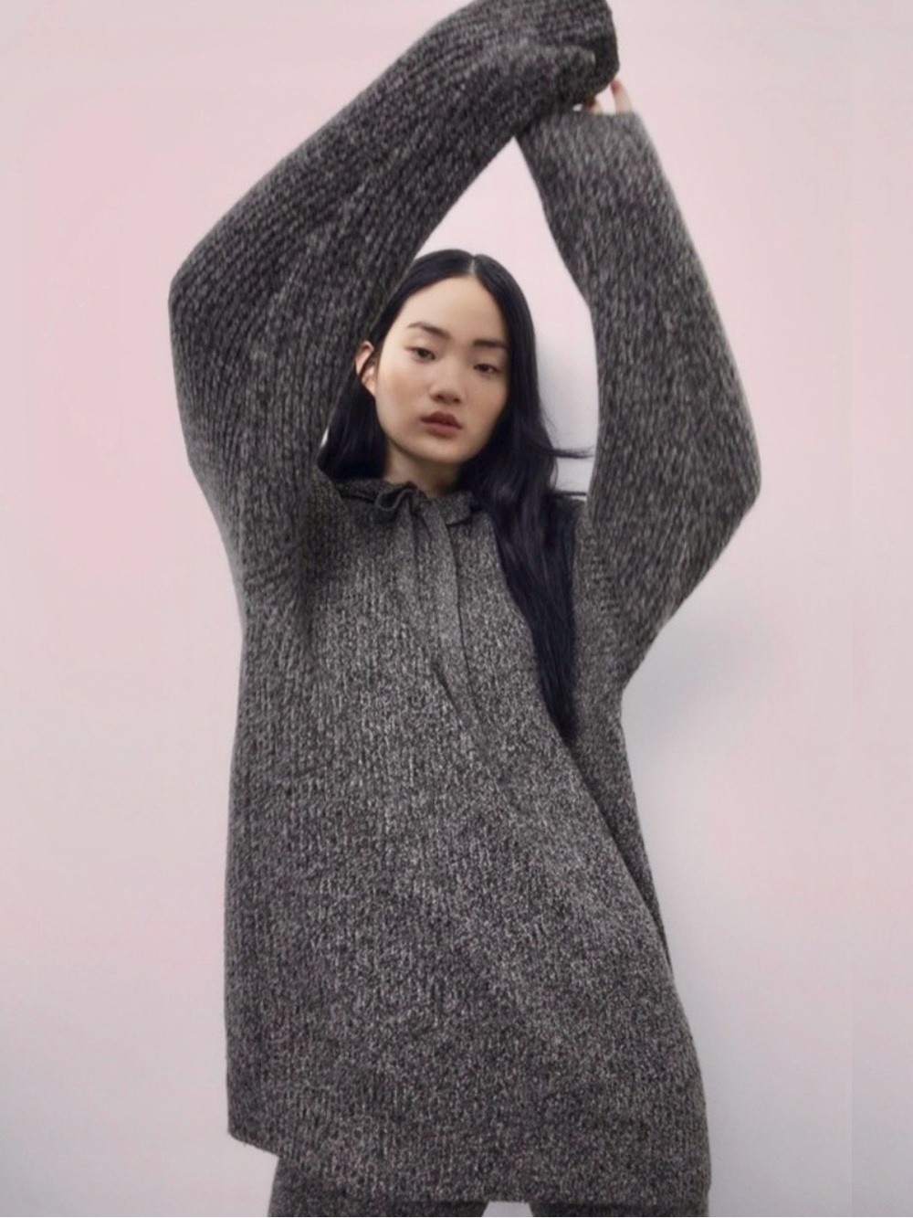 ZARA Loose Fitting Oversized Black Charcoal Grey Knit Sweater w Hood Hoodie Top